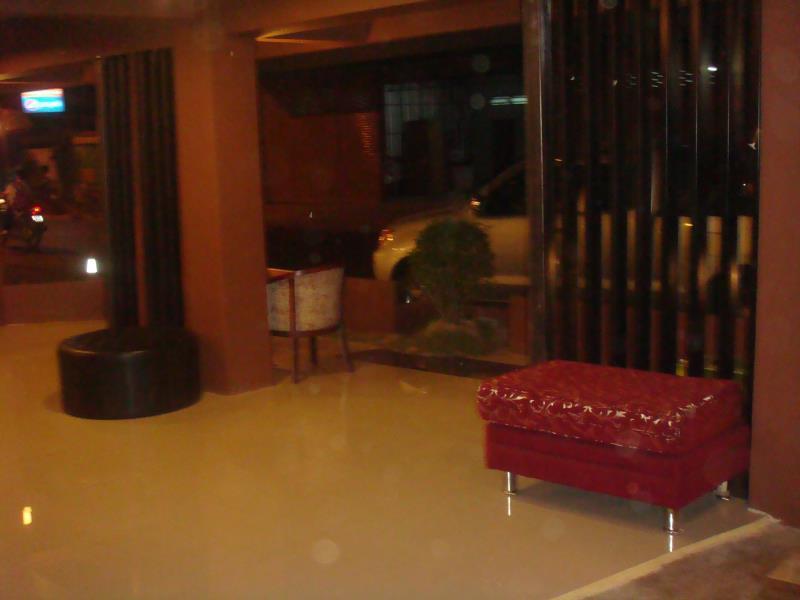 โรงแรมบ้านริมโขง นครพนม ภายนอก รูปภาพ